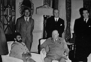 Churchill in Caïro, met Ethiopische keizer Haile Selassie, 1943, 1945