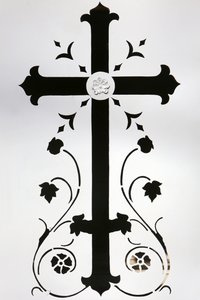 Kruis op een witte deurboog, Parijs, Frankrijk door Unbekannt