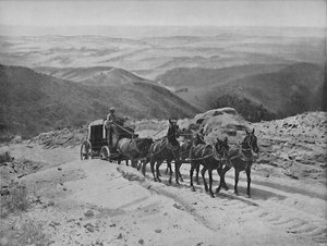 Oversteek van San Marcos Pass, Californië, ca. 1897 door Unbekannt