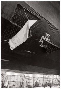 Beschadigde Duitse marine Zeppelin-luchtschip, Eerste Wereldoorlog, 1914-1918, 1933