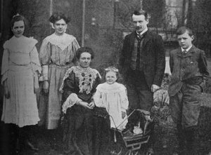 David Lloyd George - De Grote Staatsman Omringd door Zijn Familie