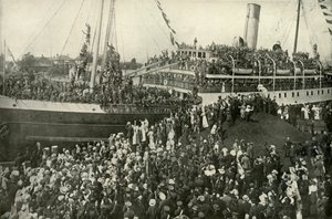 Vertrek van het Victoriaanse B.C. contingent, c1914, 1919 door Unbekannt