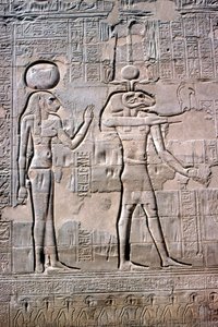 Detail van een reliëf van Sekhmet en Knum, Tempel van Khnum, Ptolemeïsche en Romeinse periodes door Unbekannt