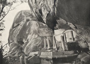 Die Rajagirilena genannte Stelle in den Felsen von Mihintale, wo Konig Devanampiya Tissa Zellen fur door Unbekannt