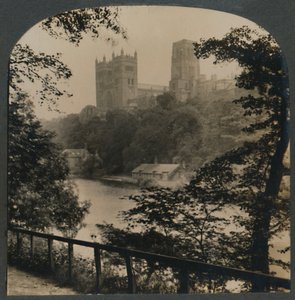 Durham Cathedral - Gezien vanaf de overkant van de rivier, Engeland door Unbekannt