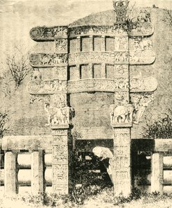 Oostpoort van de Grote Stupa van Sanchi, 1890