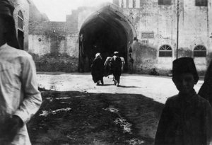 Ingang van de bazaar van Bagdad, Mesopotamië, WOI, 1918