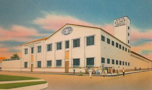 Fabriek voor plantaardige vetten en oliën Fagrave, Barranquilla, 1940s door Unbekannt