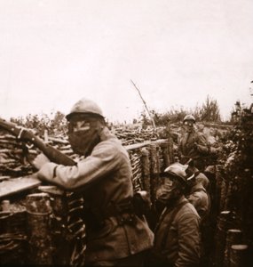 Gasalarm in loopgraven, Champagne, Noord-Frankrijk, 1916 door Unbekannt