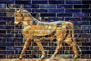 Geglazuurd bakstenen reliëf van een stier op de Heilige Weg naar de Ishtarpoort, Babylon, ca. 580 v.Chr.