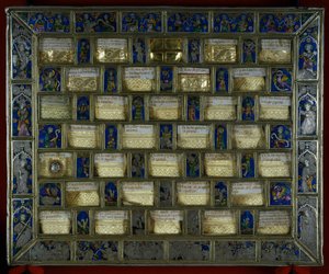 Goudsmid: staurotheek of gotisch reliek van de 14e eeuw in de vorm van schaakstukken van Karel de Grote, Zilver, goud en email gemaakt in Montpellier. Roncesvalles. Navarra. Spanje. door Unbekannt