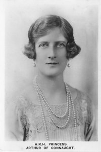 HRH Prinses Arthur van Connaught, 1937 door Unbekannt