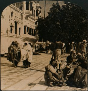 In de binnenplaats van de Gouden Tempel, Amritsar, India, 1907 door Unbekannt