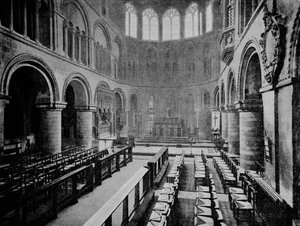 Interieur van de Kerk van St Bartholomew the Great, West Smithfield, City of London, 1906