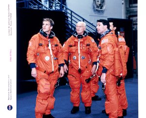 John H Glenn en bemanningsleden, juni 1998