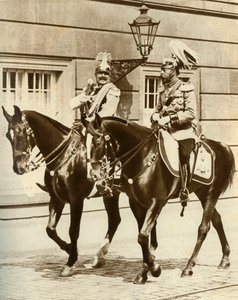 Kaiser Wilhelm II en Koning George V in Berlijn, Duitsland, 1911, 1935 door Unbekannt