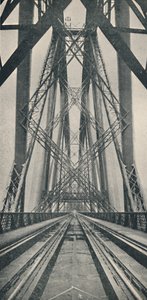 Kijkend door de Forth Bridge, 1926
