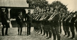 Lord Kitchener inspecteert Australische cadetten, Eerste Wereldoorlog