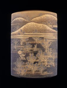 Makie lak inro versierd met gestileerde pijnbomen en heuvels, late Edo-periode, Japan, 1750-1850
