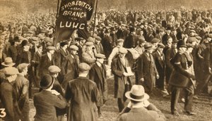 Demonstranten uit Shoreditch, Means Test protesten, Hyde Park, Londen, 1932, 1933 door Unbekannt