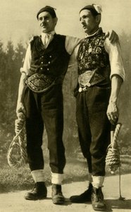 Mannen in traditionele kleding, Mühlviertel, Opper-Oostenrijk, ca. 1935 door Unbekannt