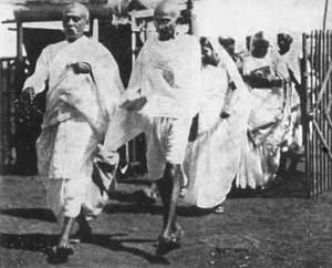 Mohandas Gandhi, Indiase nationalistische leider, op weg naar het congres