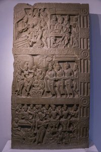 Nationaal museum van India, Delhi. Scènes uit het leven van Boeddha. Ikshvaku, 3e eeuw n.Chr. Nagarjunakonda, Andhra Pradesh. Grijsachtige kalksteen. (detail). India.