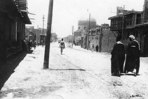 Nieuwe straat, Bagdad, Mesopotamië, WOI, 1918 door Unbekannt