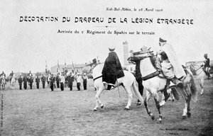 Parade van de vlag van het Franse Vreemdelingenlegioen, Sidi Bel Abbes, Algerije door Unbekannt