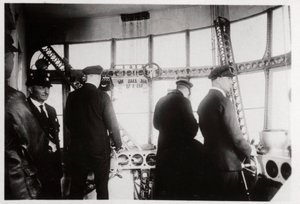 Pilotencompartiment, Zeppelin LZ 127 Graf Zeppelin, 1933 door Unbekannt