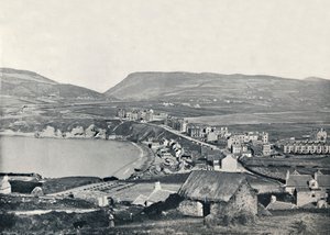 Port Erin - Panoramisch uitzicht op de stad en omgeving, 1895 door Unbekannt