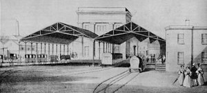 Spoorwegstations in de vroege dagen waren vreemd primitieve aangelegenheden, ca. 1934 door Unbekannt