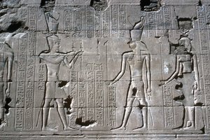 Reliëf van de farao voor Horus, Tempel van Horus, Edfu, Egypte, Ptolemaeïsche periode, ca. 251 v.Chr.-ca. 246 v.Chr.