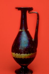 Romeinse vaas, 350-450 AD door Unbekannt