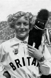 Ruthley Moris-Hancock, Britse zwemmer, Berlijnse Olympische Spelen, 1936 door Unbekannt
