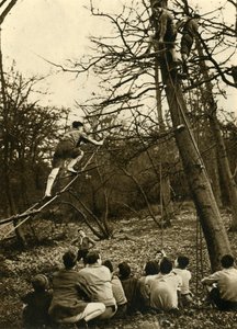 Verkenners oefenen pionieren, 1944 door Unbekannt