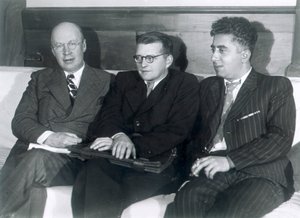 Sergei Prokofiev, Dmitri Shostakovich en Aram Khachaturian, Russische componisten, 1945 door Unbekannt