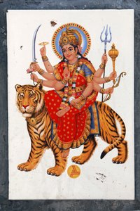 Sherawali, of Jagadamba. Mensen in Noord-India zingen ter ere van haar als Jai Mata di, zij is dezelfde Durga of Shakti door Unbekannt