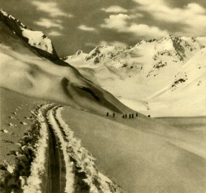 Skiën op de Alpeiner Ferner gletsjer in de Stubai Alpen, Oostenrijk, ca. 1935