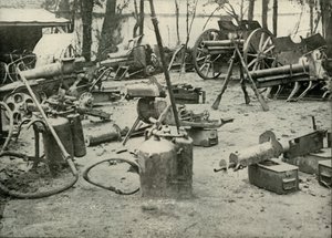 Enkele buit van het slagveld, 1919 door Unbekannt
