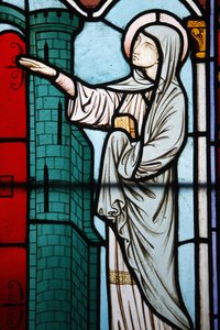Glas-in-loodraam in de Notre Dame kathedraal klooster: het verhaal van Sainte Genevieve, patroonheilige van Parijs, Parijs, Frankrijk