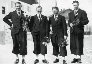 Zweedse langlaufteam, Olympische Winterspelen, Garmisch-Partenkirchen, Duitsland, 1936 door Unbekannt