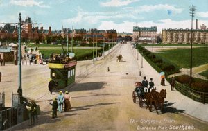 Het Gemeenteplein vanaf Clarence Pier, Southsea, Hampshire door Unbekannt