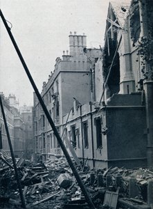 Het oostelijke einde van de Middle Temple Hall, 1941 door Unbekannt