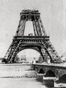 De Eiffeltoren in aanbouw, Parijs, ca. 1888