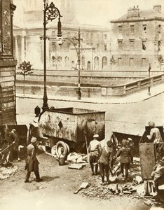 De Vier Rechtbanken, Dublin, Ierland, juli 1922, 1935 door Unbekannt