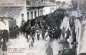 Het Vreemdelingenlegioen paradeert door de straten van Sidi Bel Abbes, Algerije, 1906