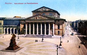 Het Nationaal Theater en Maximilian Strasse, München, Duitsland, 1925 door Unbekannt
