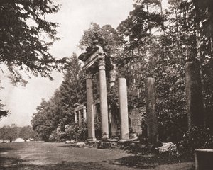 De Tempel van Augustus bij Virginia Water, Surrey, 1894 door Unbekannt