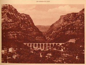 Het viaduct en de toegang tot de kloven, 1930 door Unbekannt